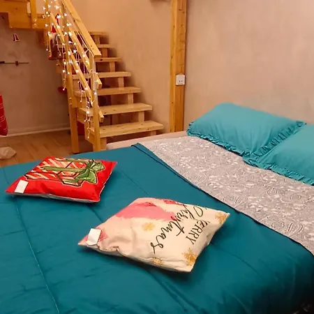 Semesterbostad Nina In Salerno