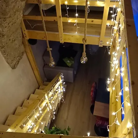 Nina In Semesterbostad Salerno